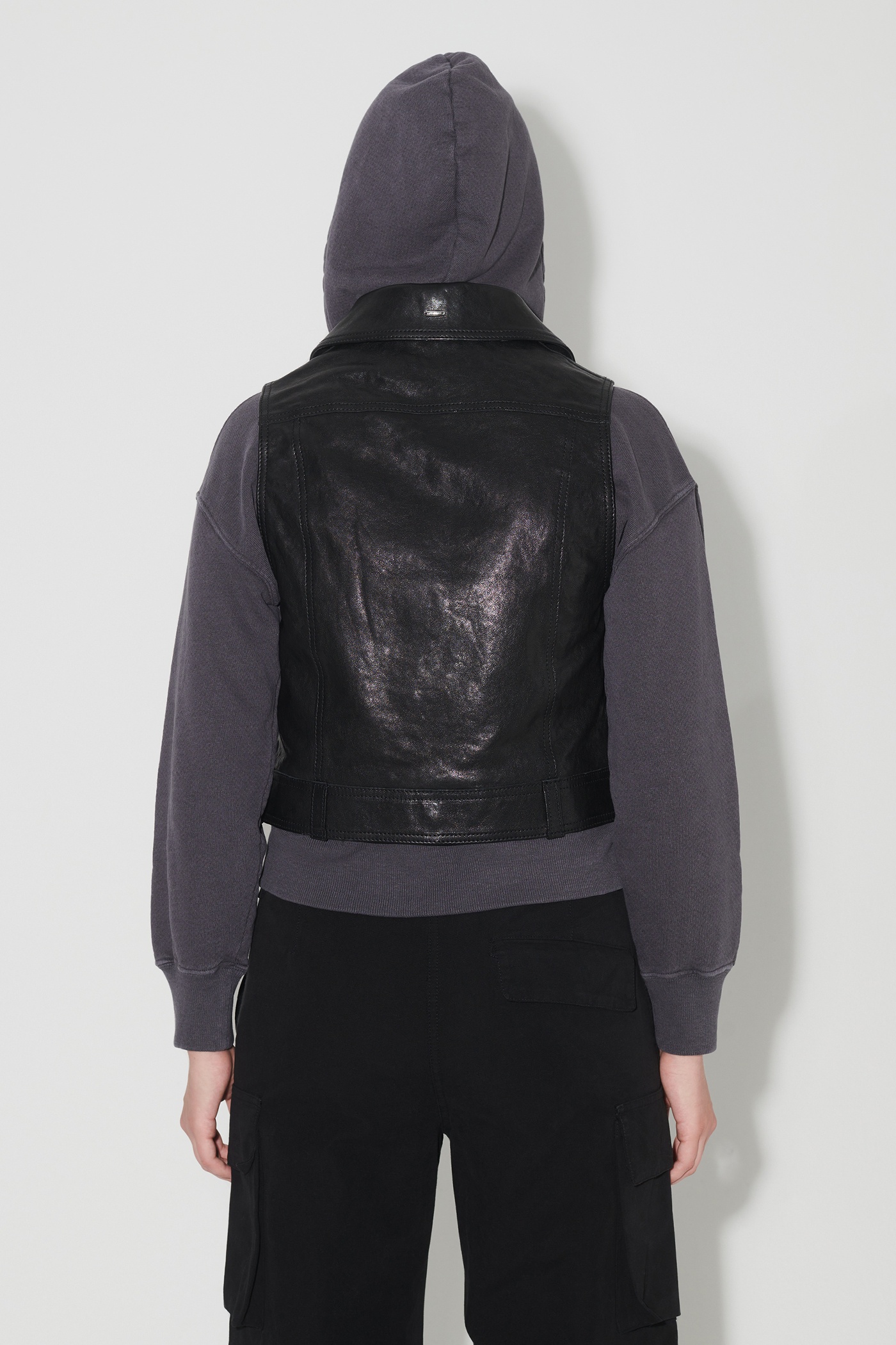 【関税&送料込】Our Legacy Doll Vest. Our Legacy Doll Vest Xtreme Black | REVERSIBLE
