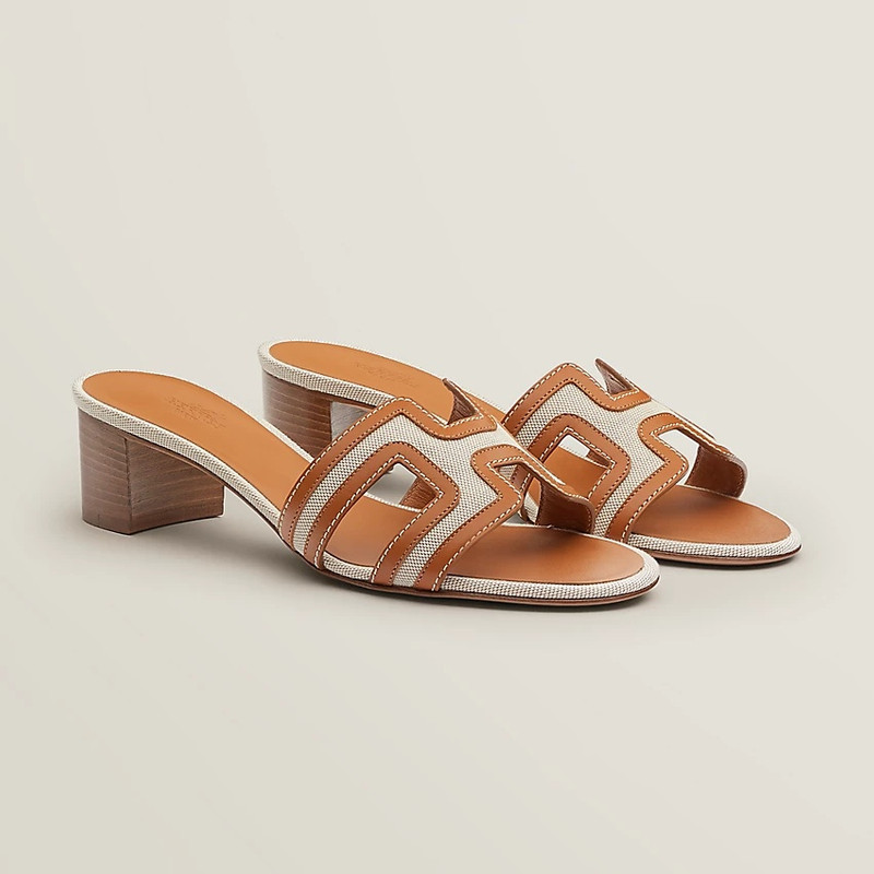 Oasis sandal 1