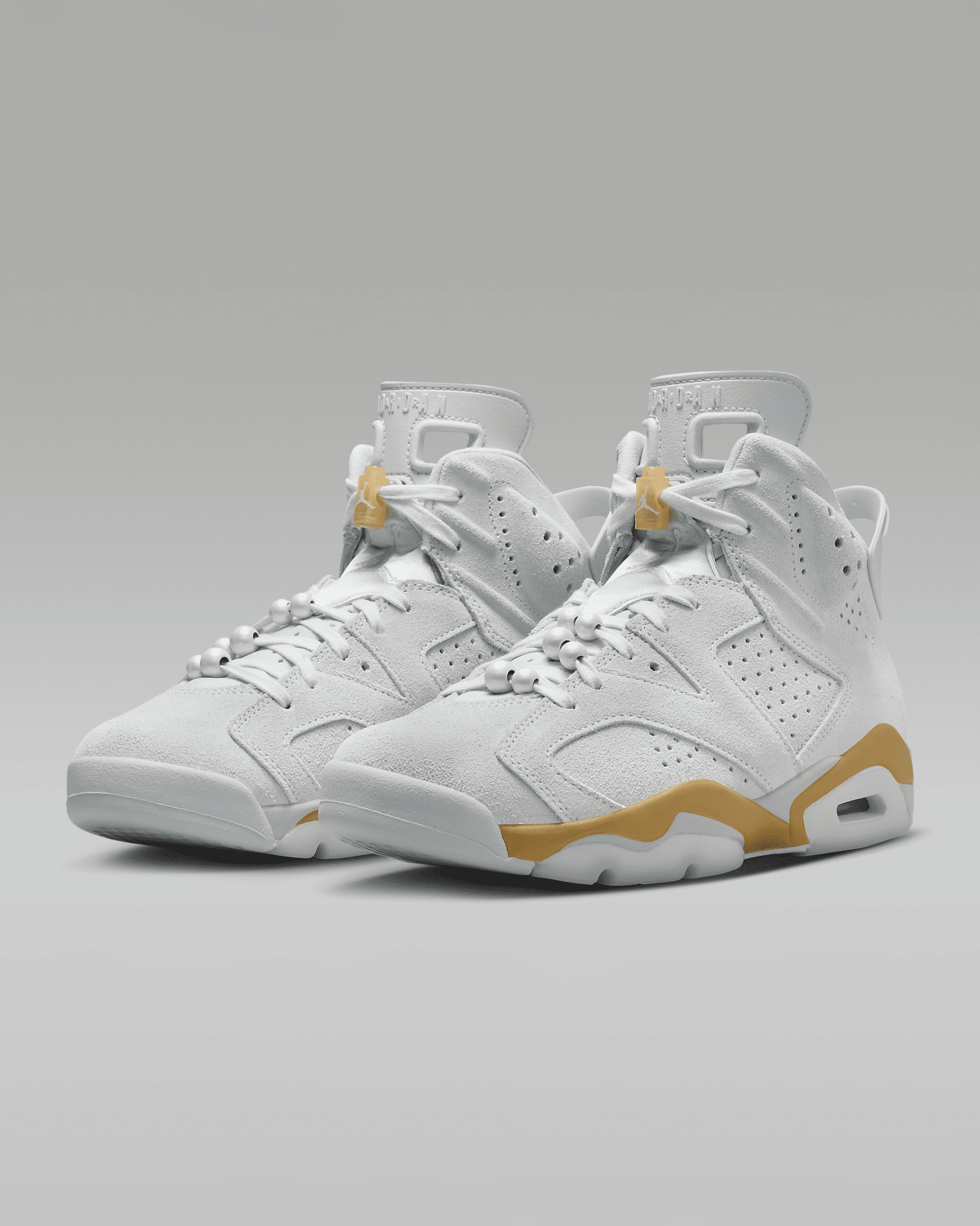 Air Jordan 6 Retro "Pearl" Women's Shoe - 5