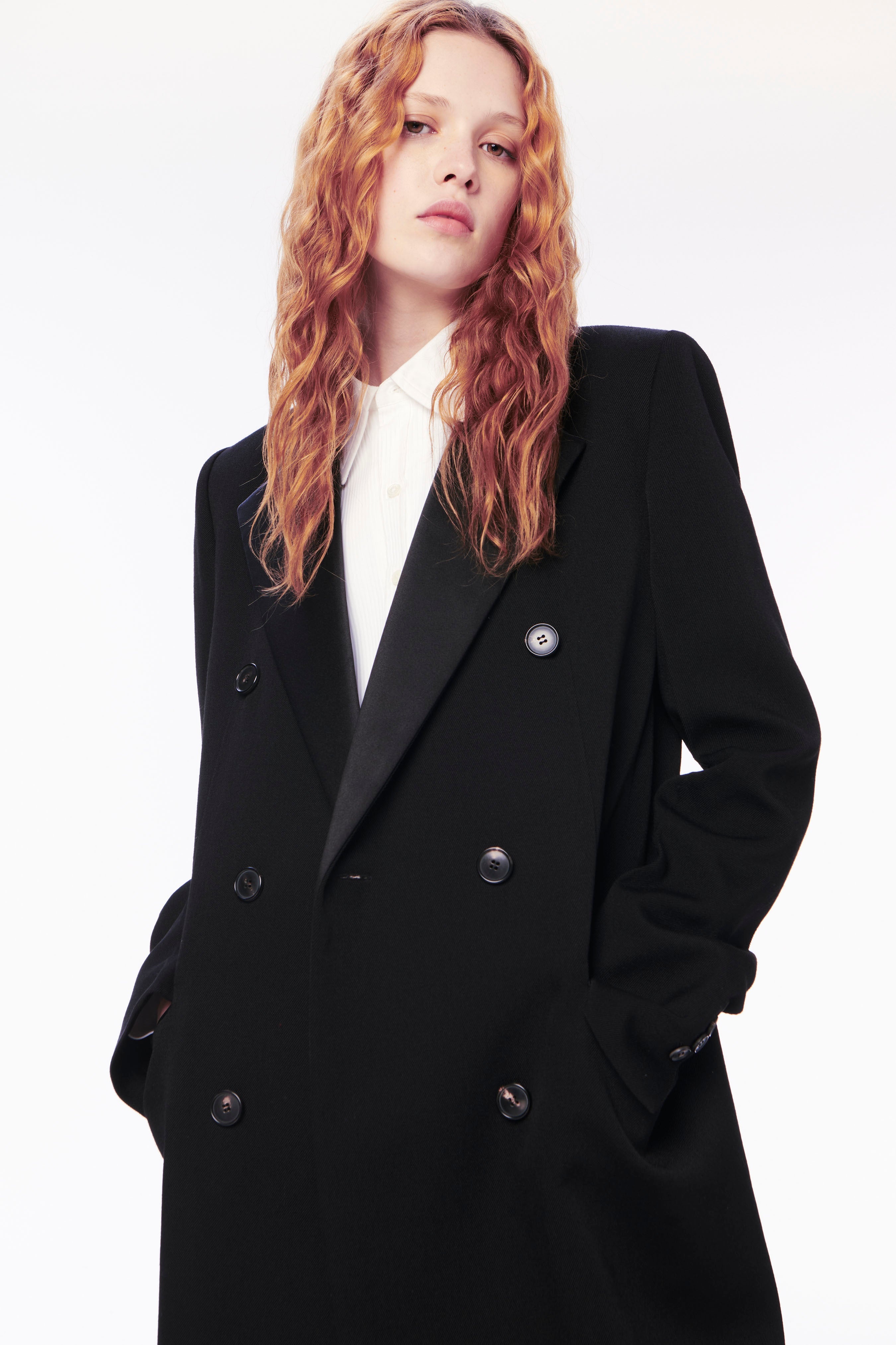 Double Breasted Tuxedo Coat in Black - 3