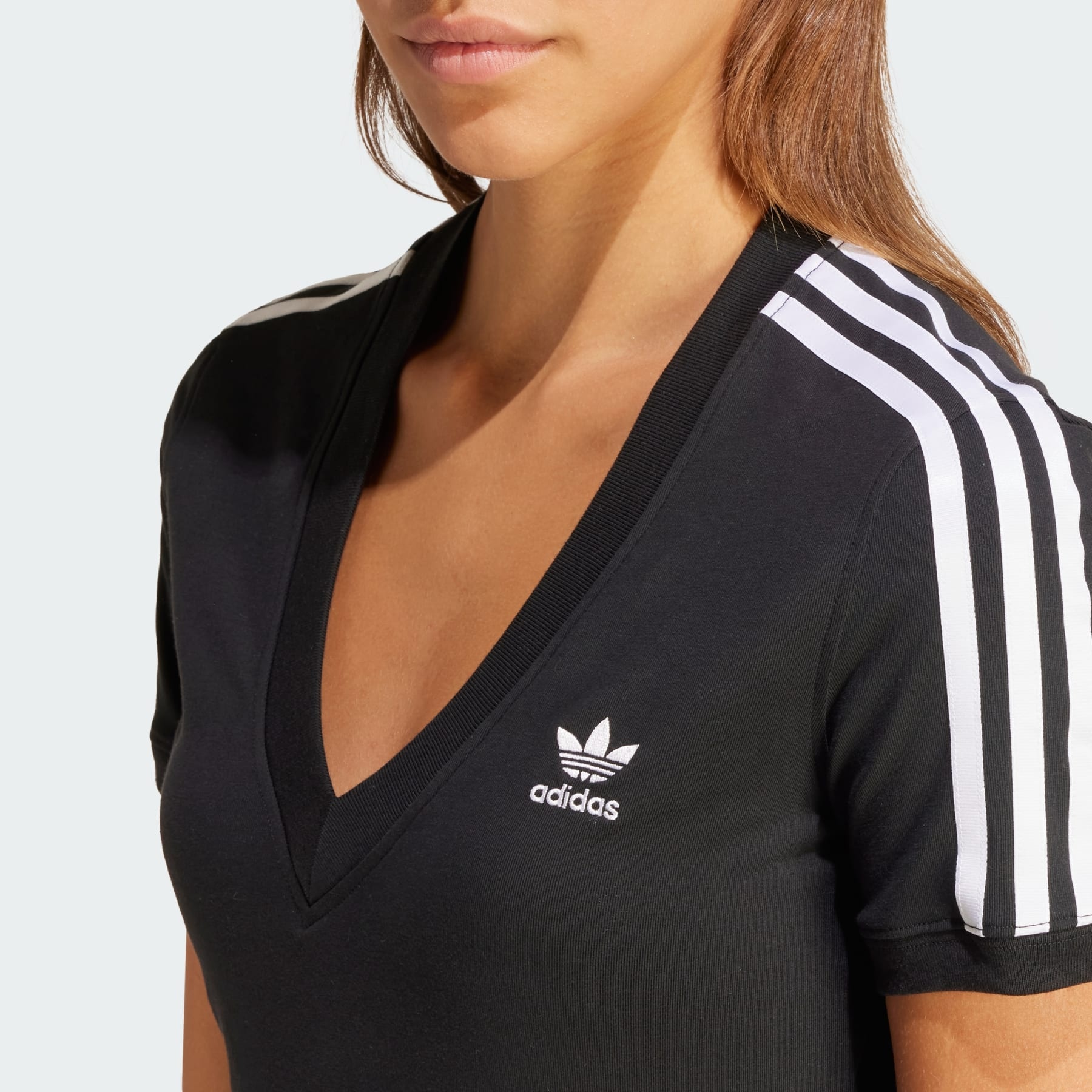 adidas Adicolor 3-Stripes V-Neck Slim Tee | REVERSIBLE
