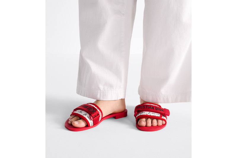 Dioramour Dio(r)evolution Slide 2