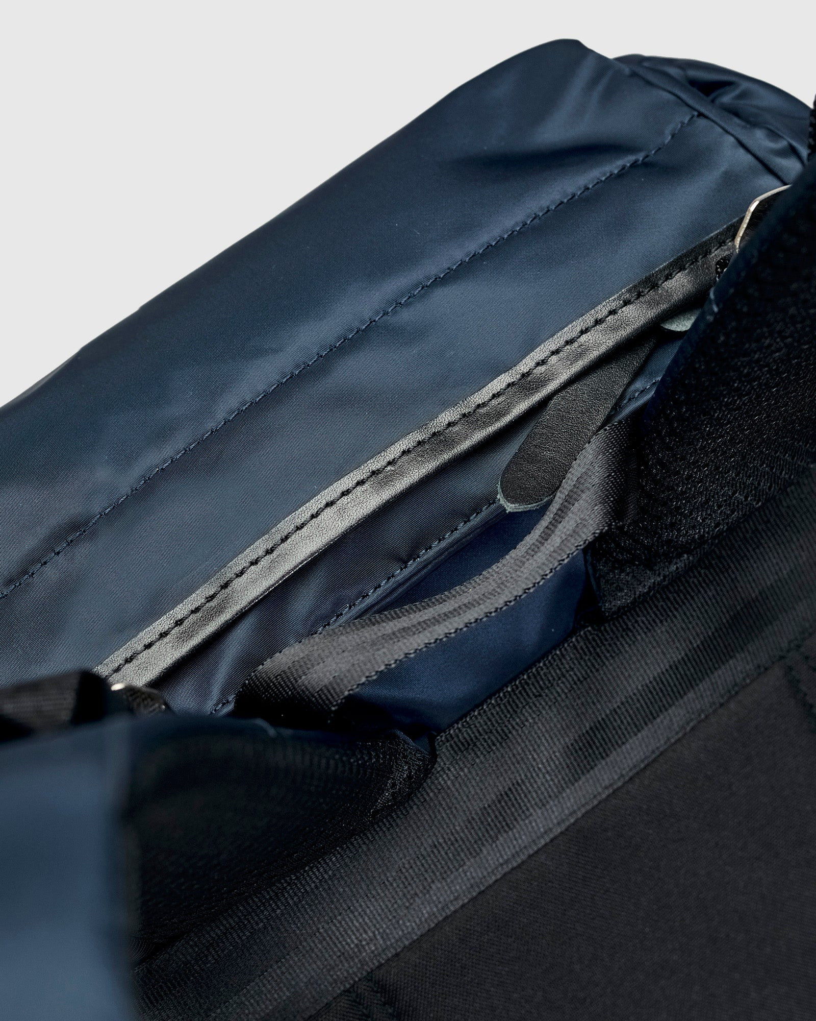 Lightning V2 Backpack in Navy - 13