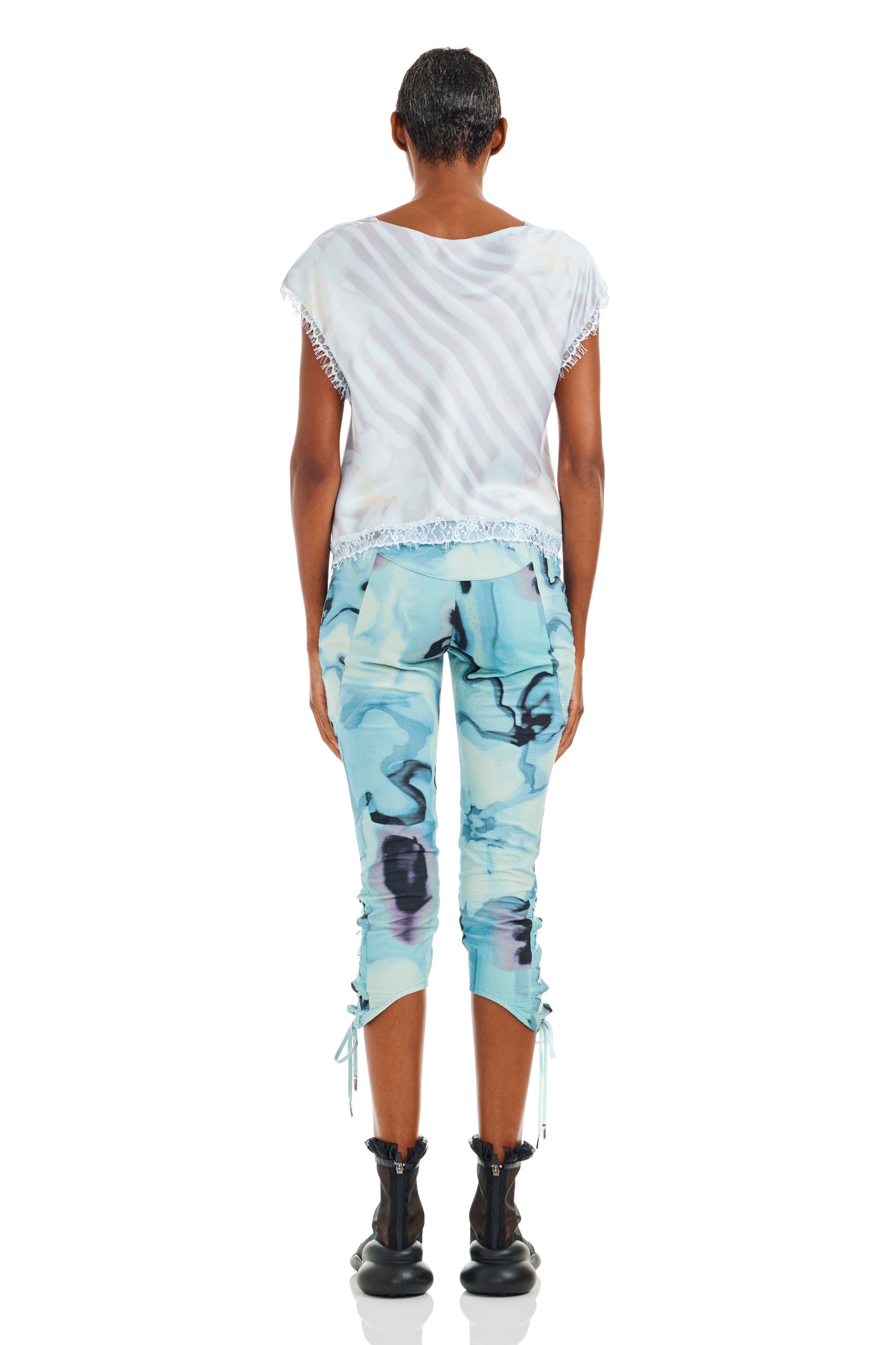 WASHED WAVY NAVY FLOWER STRIPE WATERLILY TOP - 4