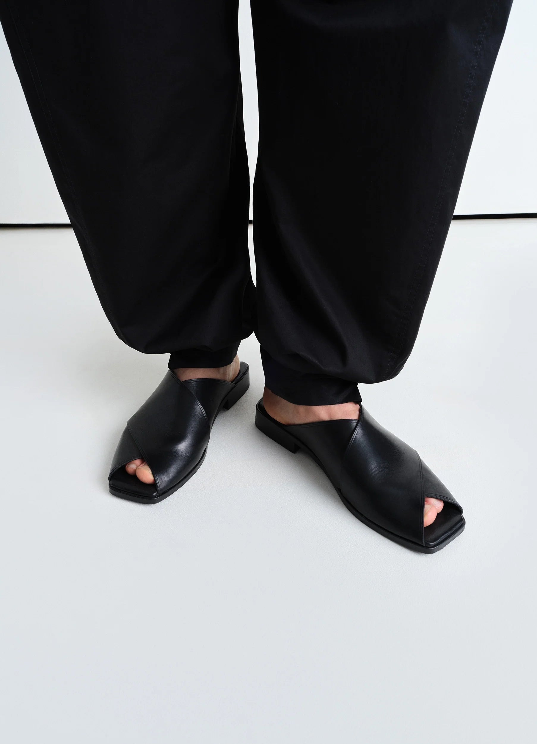 CROSS FLAT SANDALS - 2
