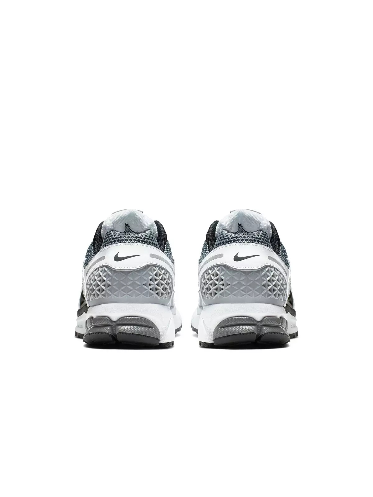 Zoom Vomero 5 SE SP "Dark Grey/Black/White/Sail" Men's Shoe - 6