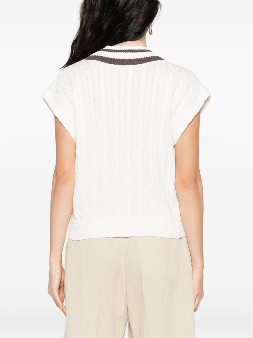 cable-knit V-neck vest - 4