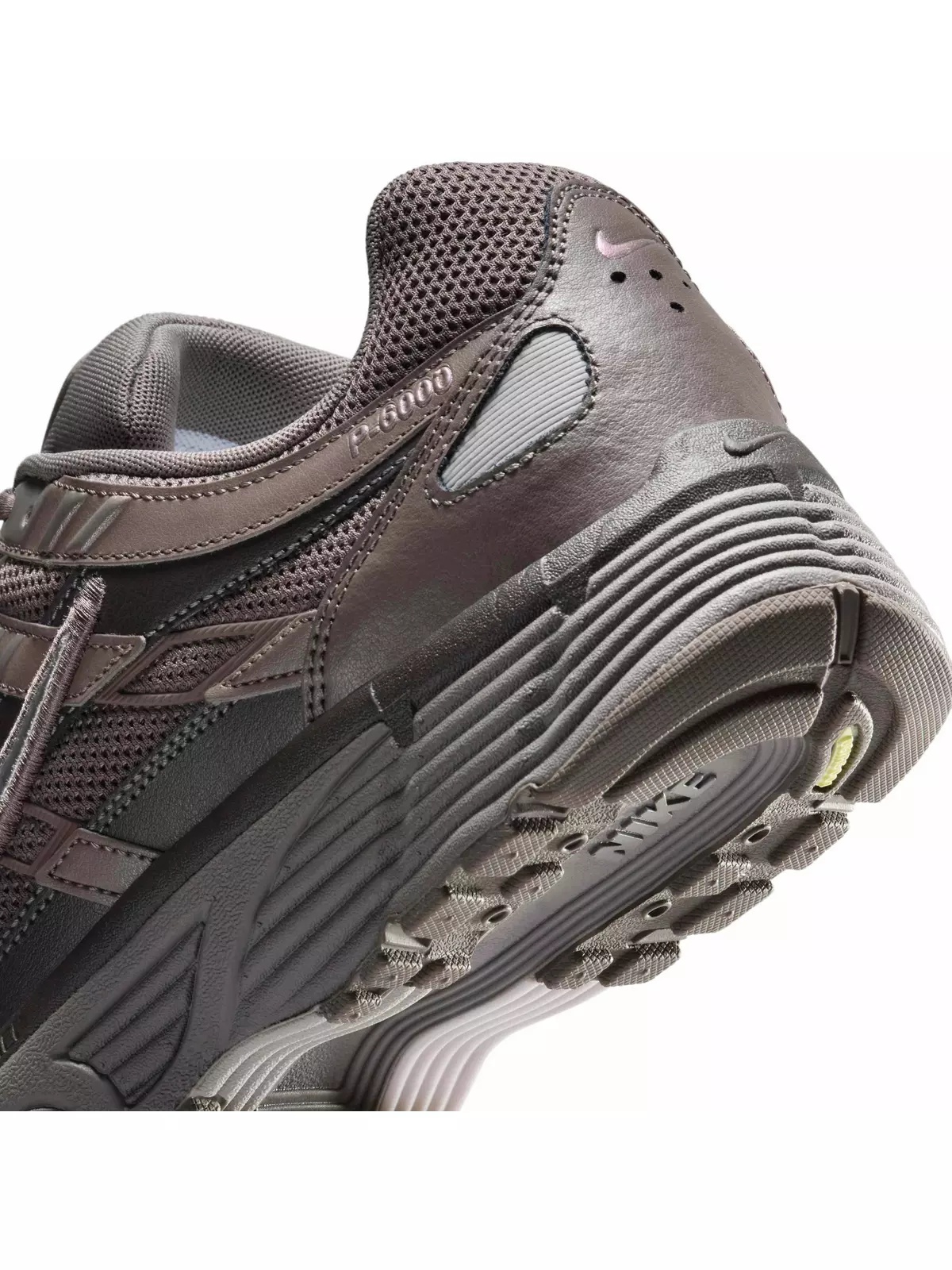 P-6000 "Cave Stone/Medium Ash/Flat Pewter/Metallic Silver" Men's Shoe - 8