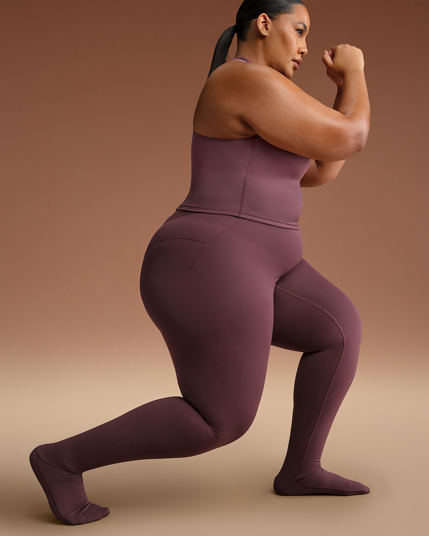 NikeSKIMS Matte Women's High-Waisted Footsie Grip Leggings - 9