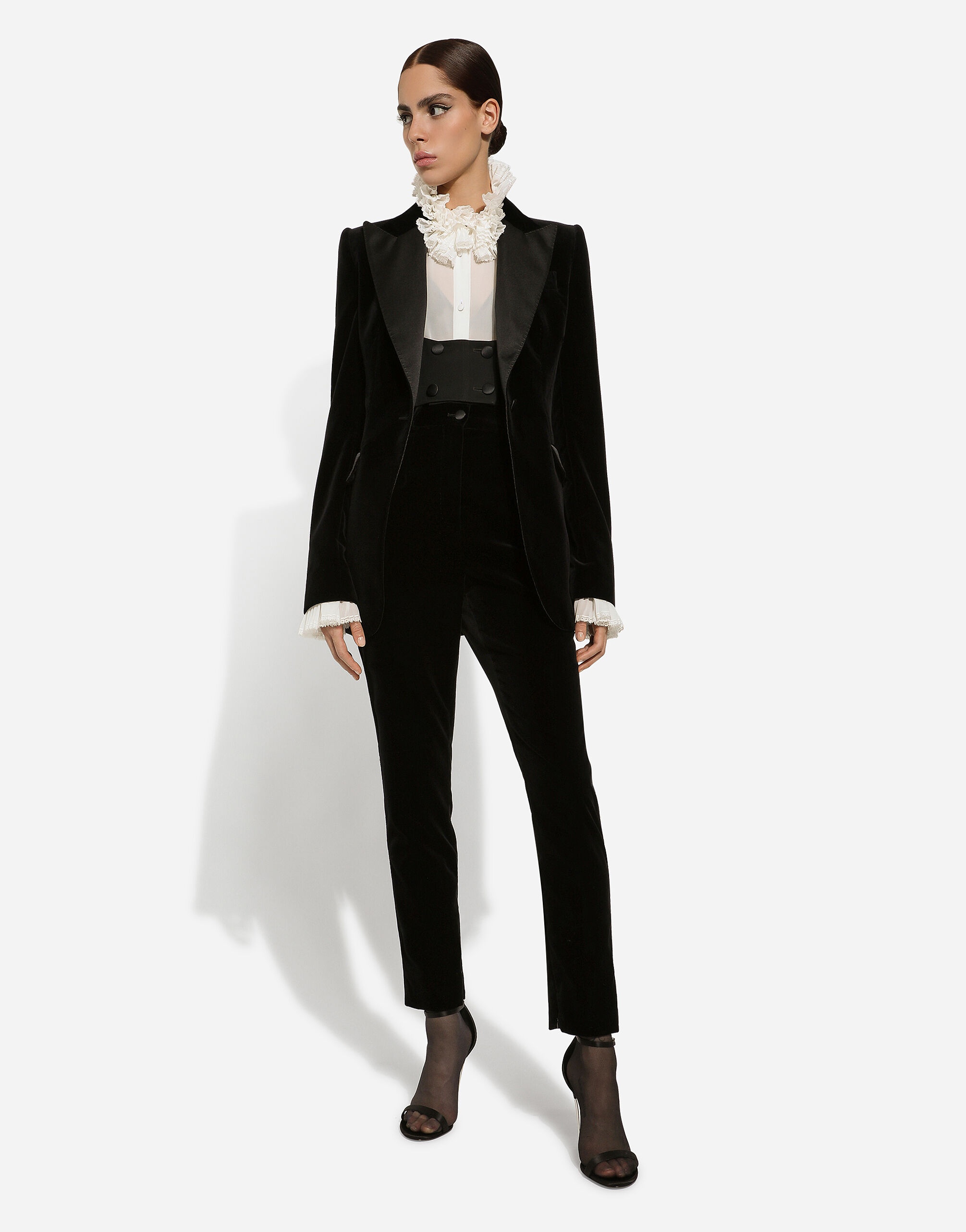 Georgette shirt with pleated cuffs and collar details - 8