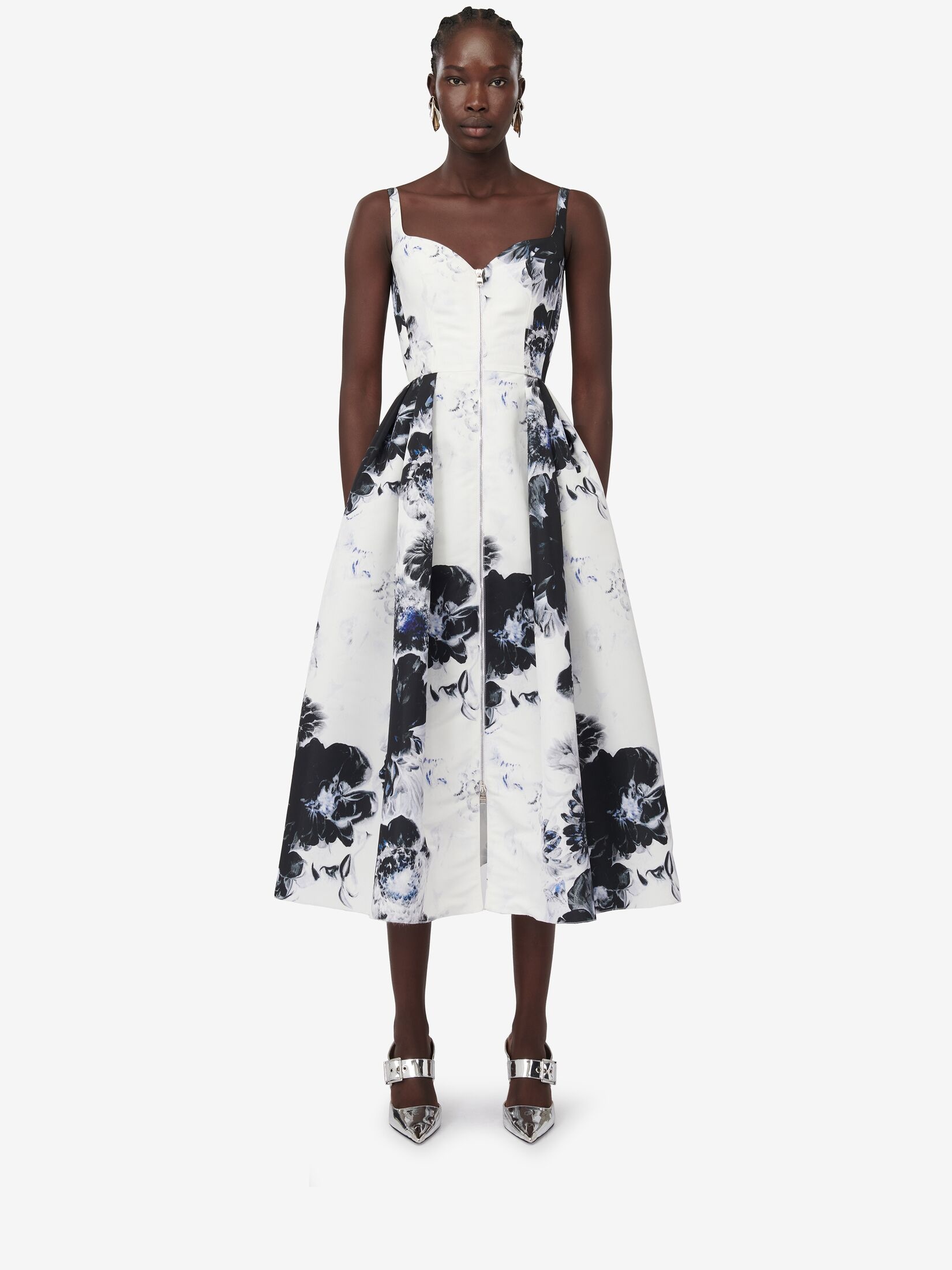 Women's Chiaroscuro Midi Dress in White/black/electric Blue - 5