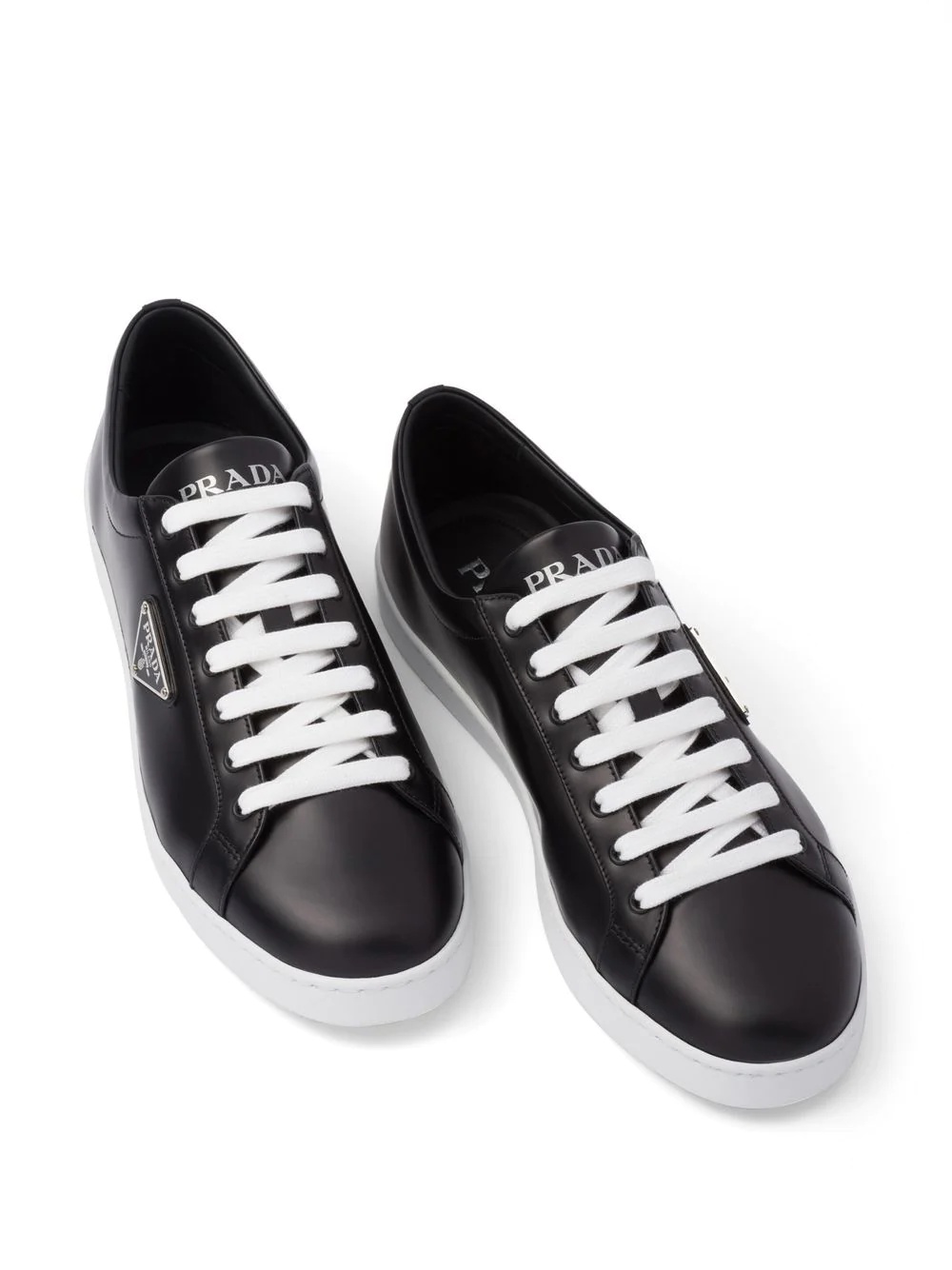 logo-plaque low-top sneakers - 4