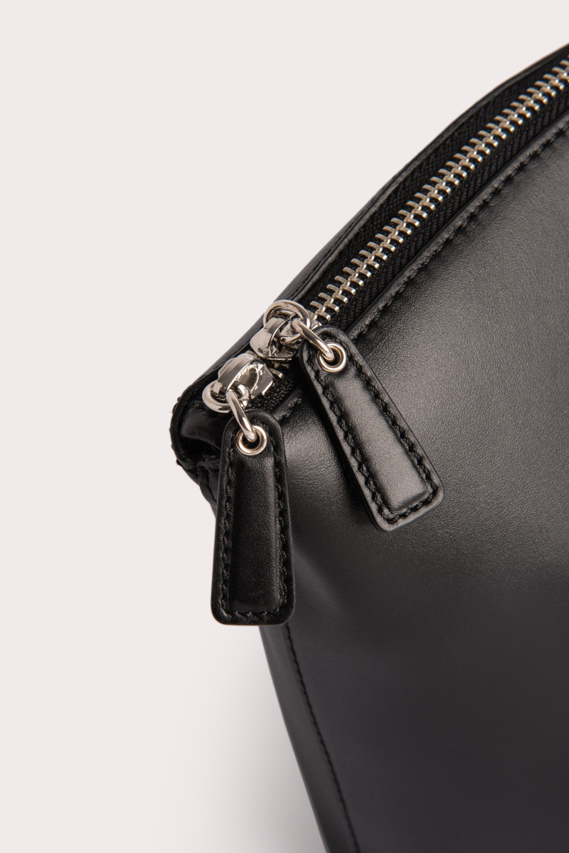 BY FAR RUBIK BLACK BOX CALF LEATHER outlook