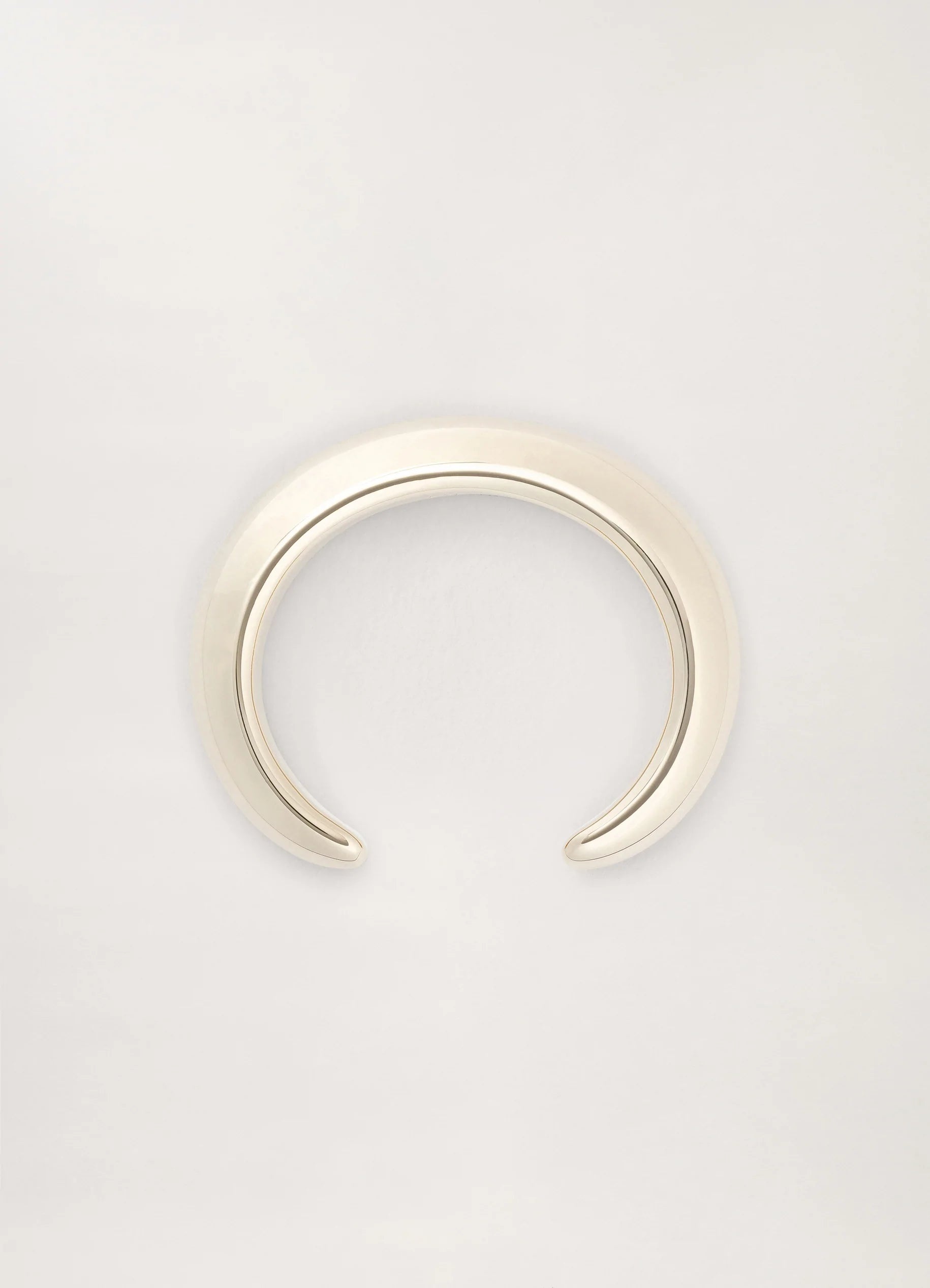 DROP CUFF BRACELET
BRONZE - 1