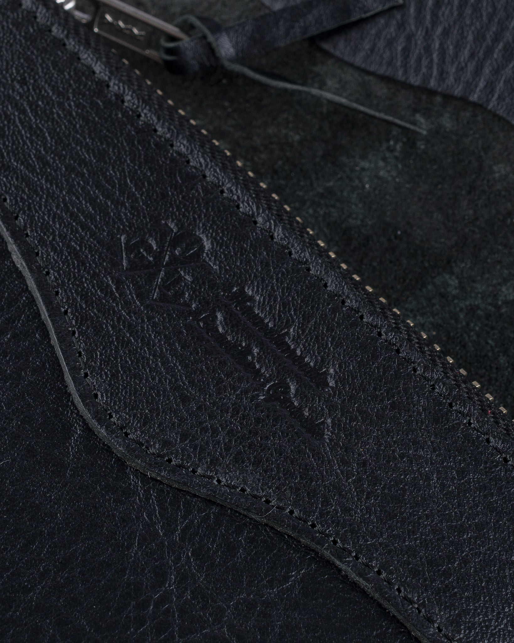 OGL-WX2-TBLK OGL Trucker Wallet - Tumbled Black - 5