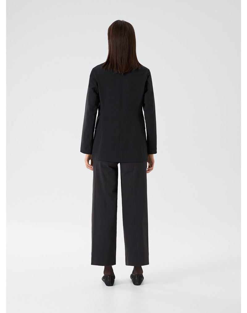 Veilance Tenia Blazer outlook
