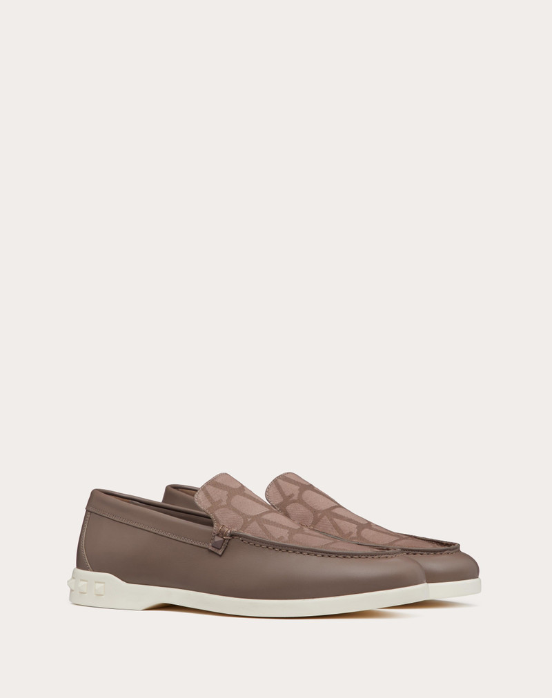 Valentino LEISURE FLOWS SLIP-ON IN CALFSKIN AND TOILE ICONOGRAPHE TECHNICAL FABRIC outlook