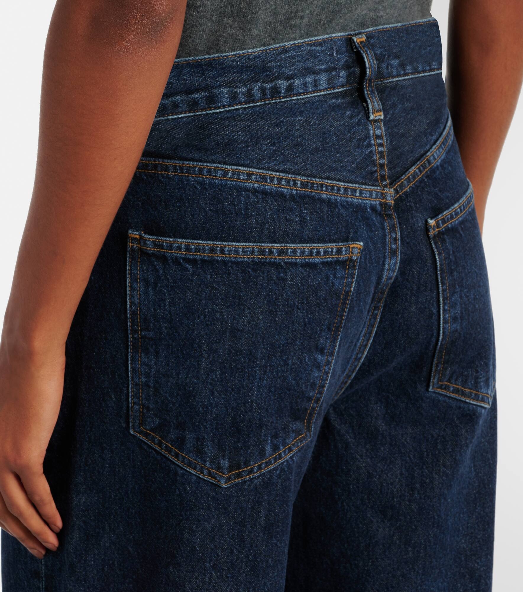 Low Curve mid-rise barrel-leg jeans - 6