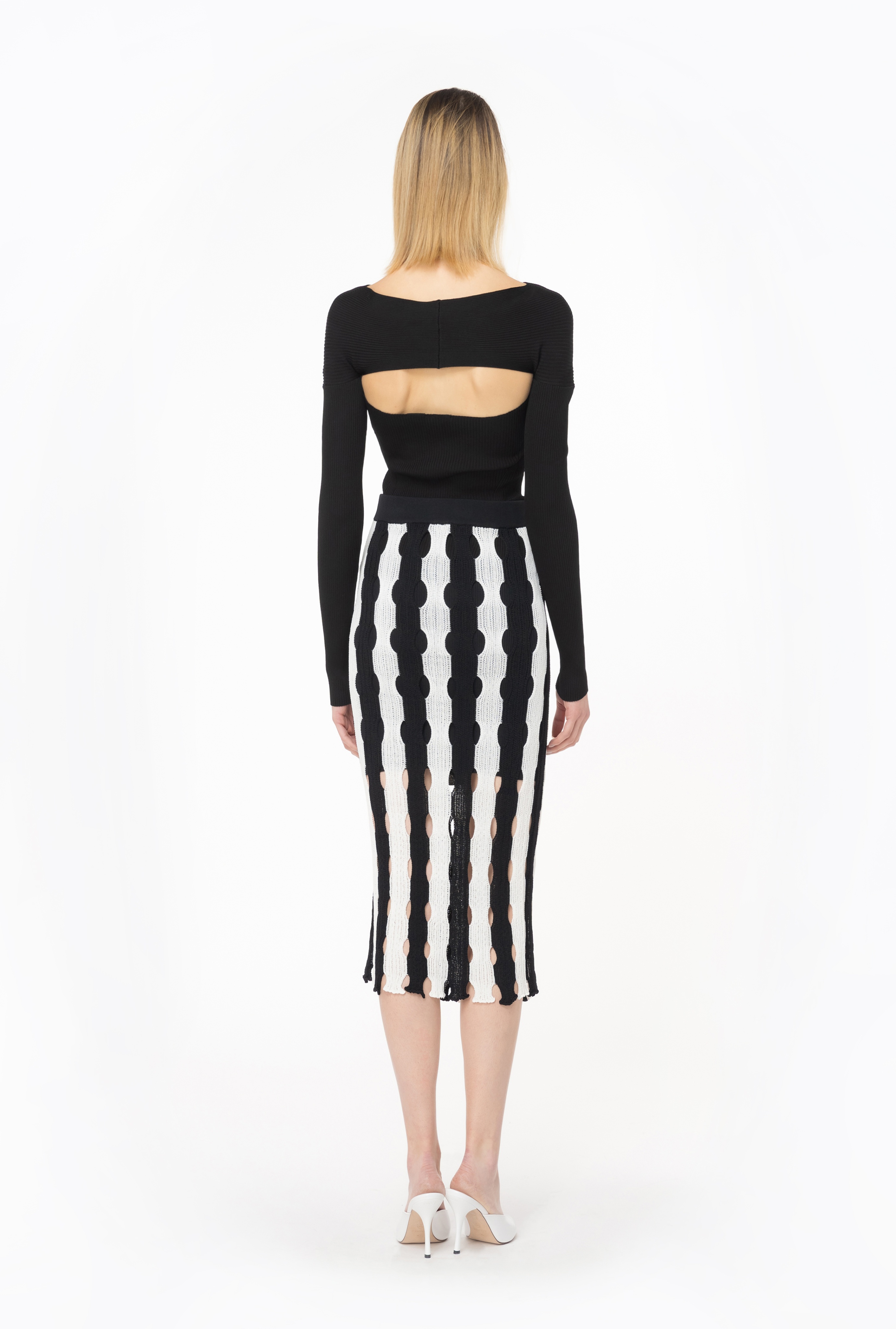 RIBBED SWEATER WITH CUT-OUT - 5