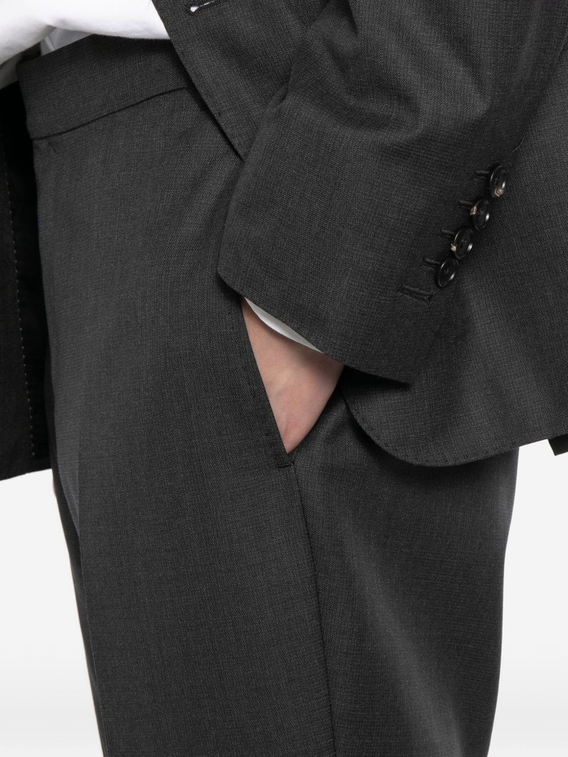 Shelton suit 5