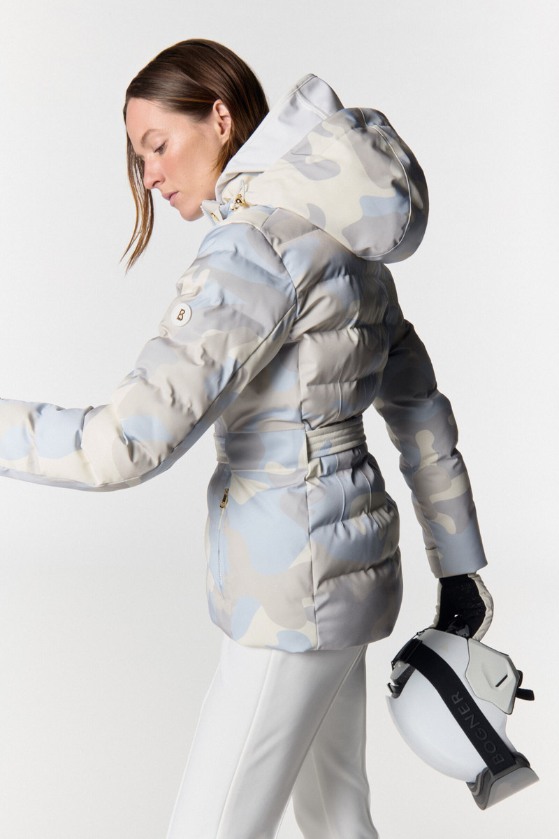 Ellya quilted jacket in Light blue/cream 9