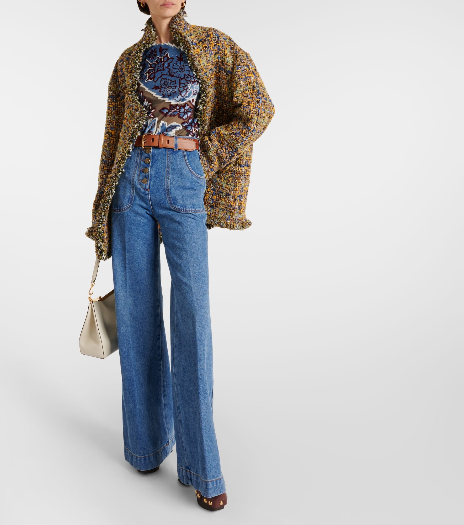High-rise flared jeans - 2