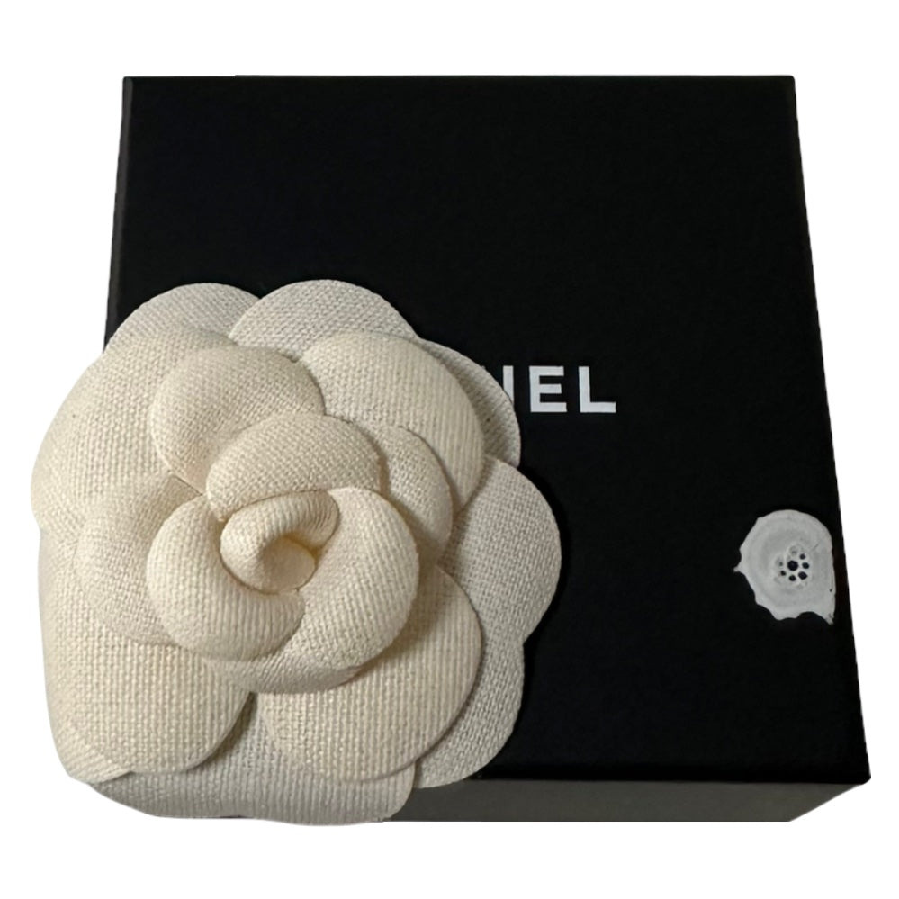CHANEL Fall Winter 2014 Strass Crystals Pistol Statement Ring - 6