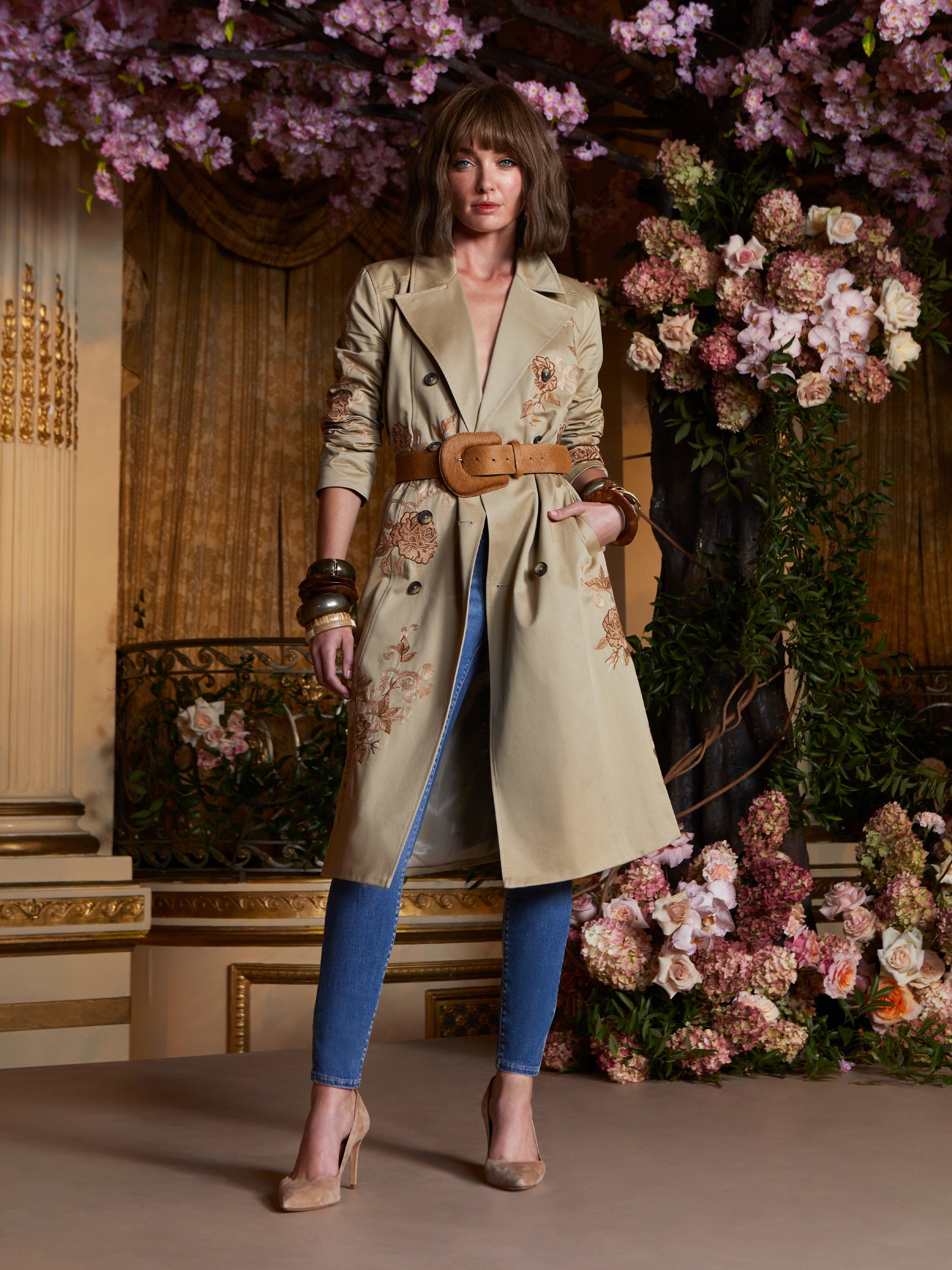 Venus Embroidered Trench Coat - 7