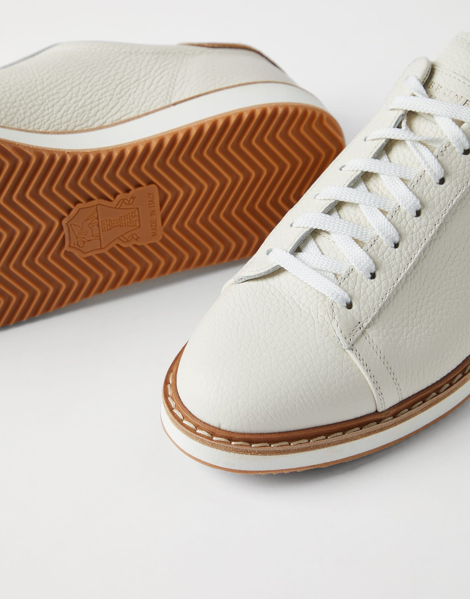 Grained calfskin sneakers - 3