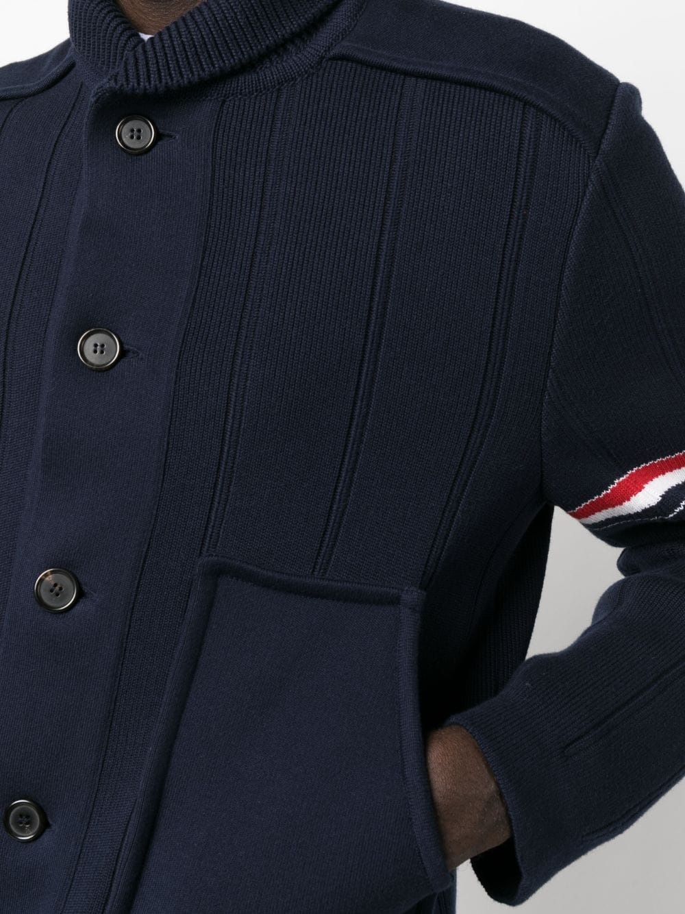 single-breasted button-fastening coat - 5