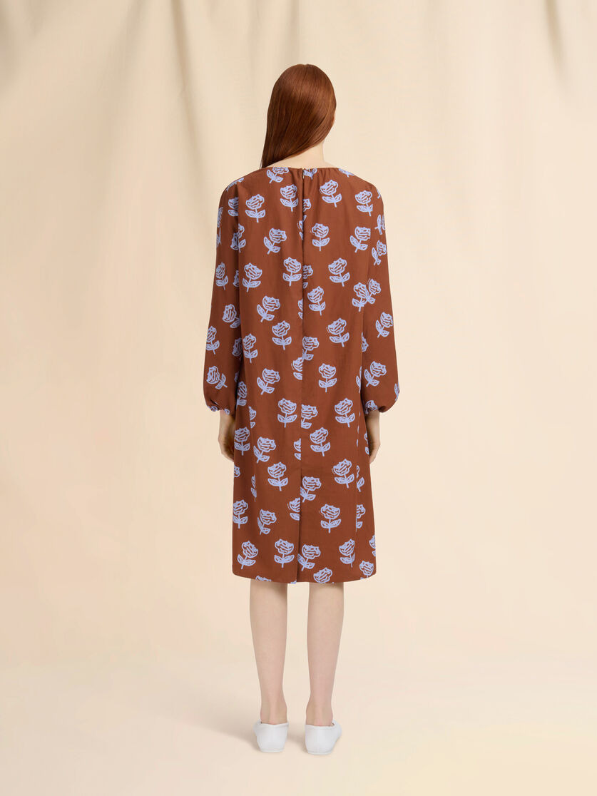 BROWN POPLIN MIDI DRESS WITH SPRAYED ROSES PRINT - 3