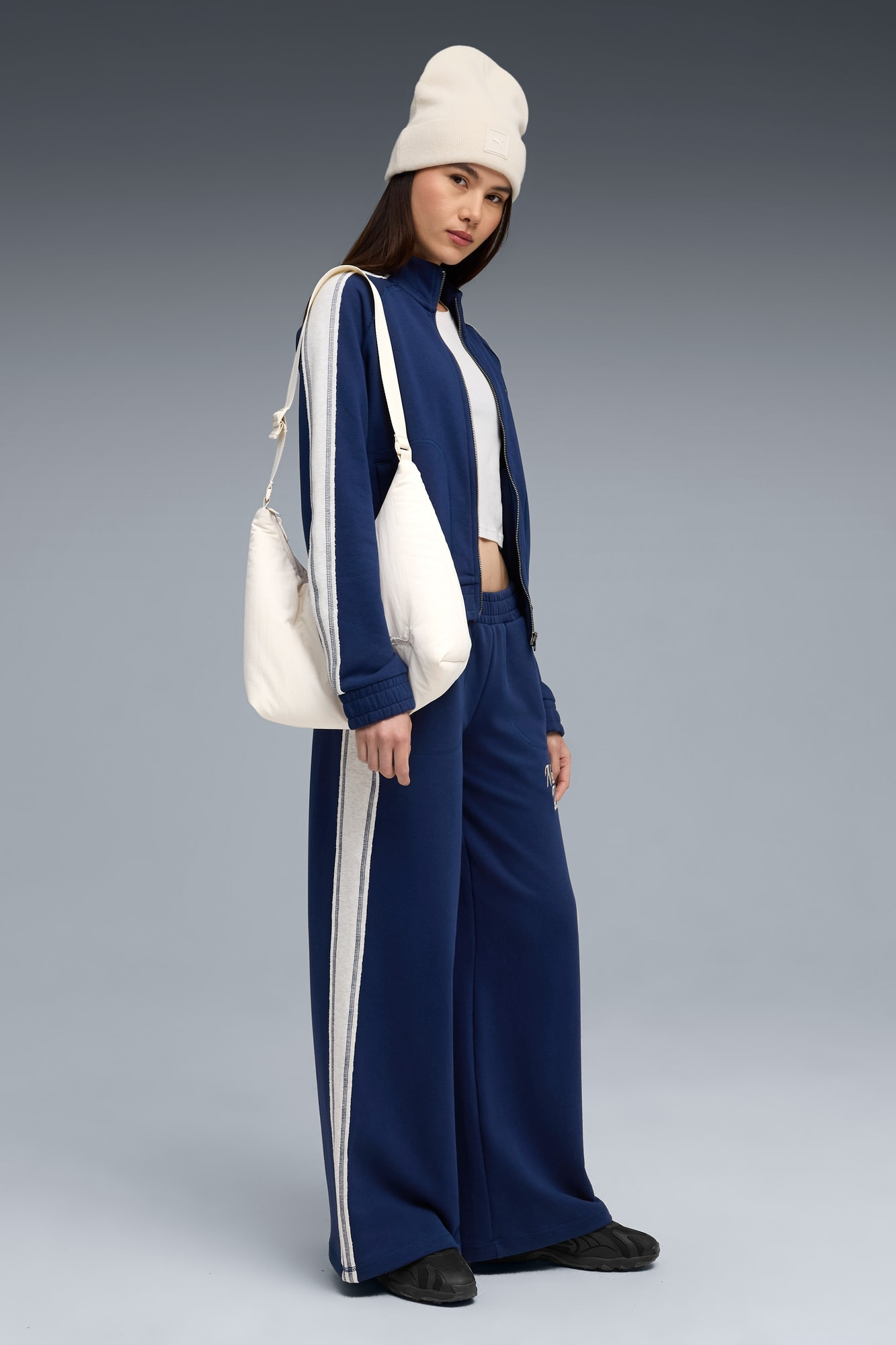 T7 NYC Track Jacket Women - 5