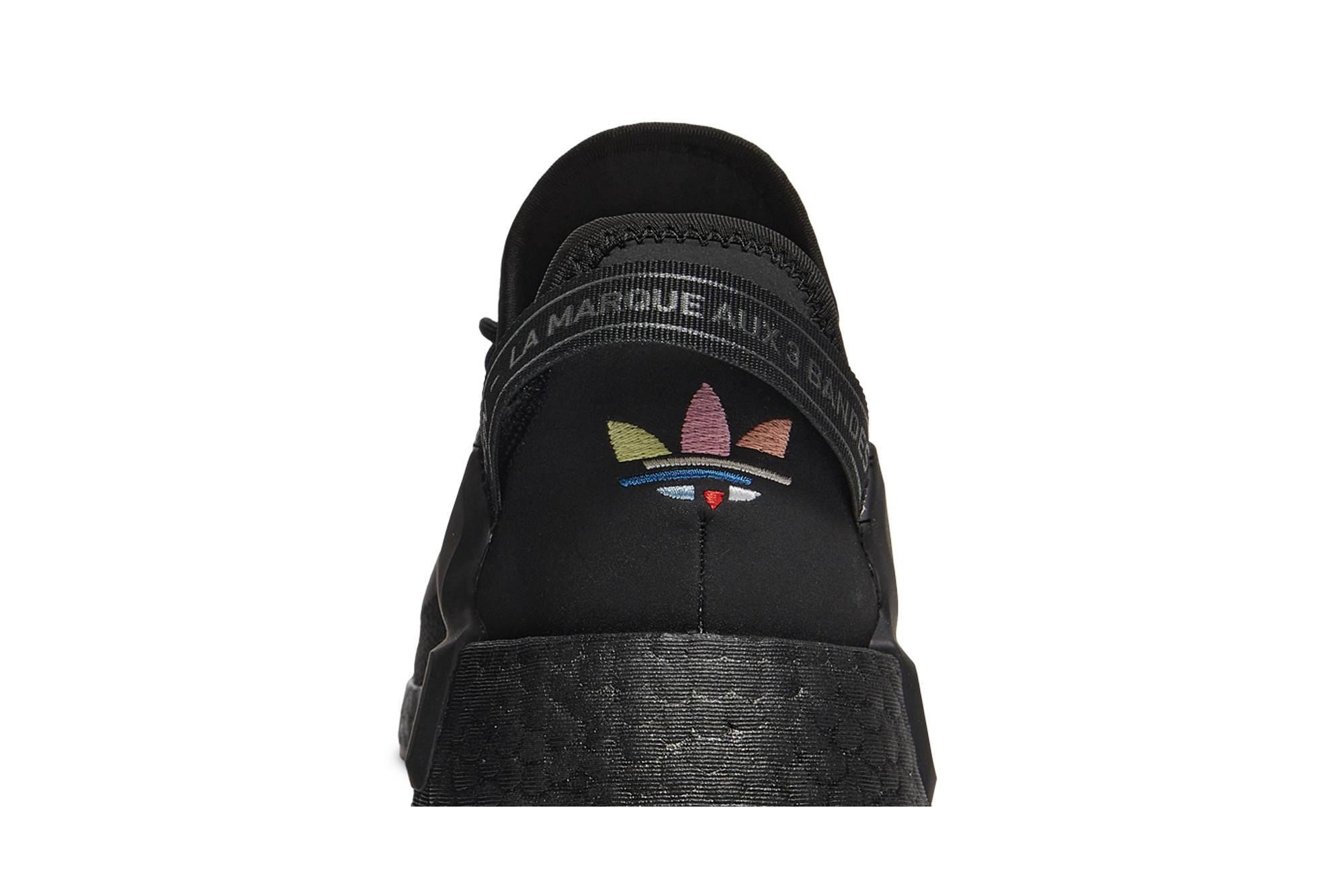 NMD_R1 V2 'Triple Black' - 7