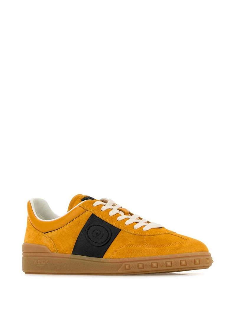 Valentino Upvillage sneakers outlook