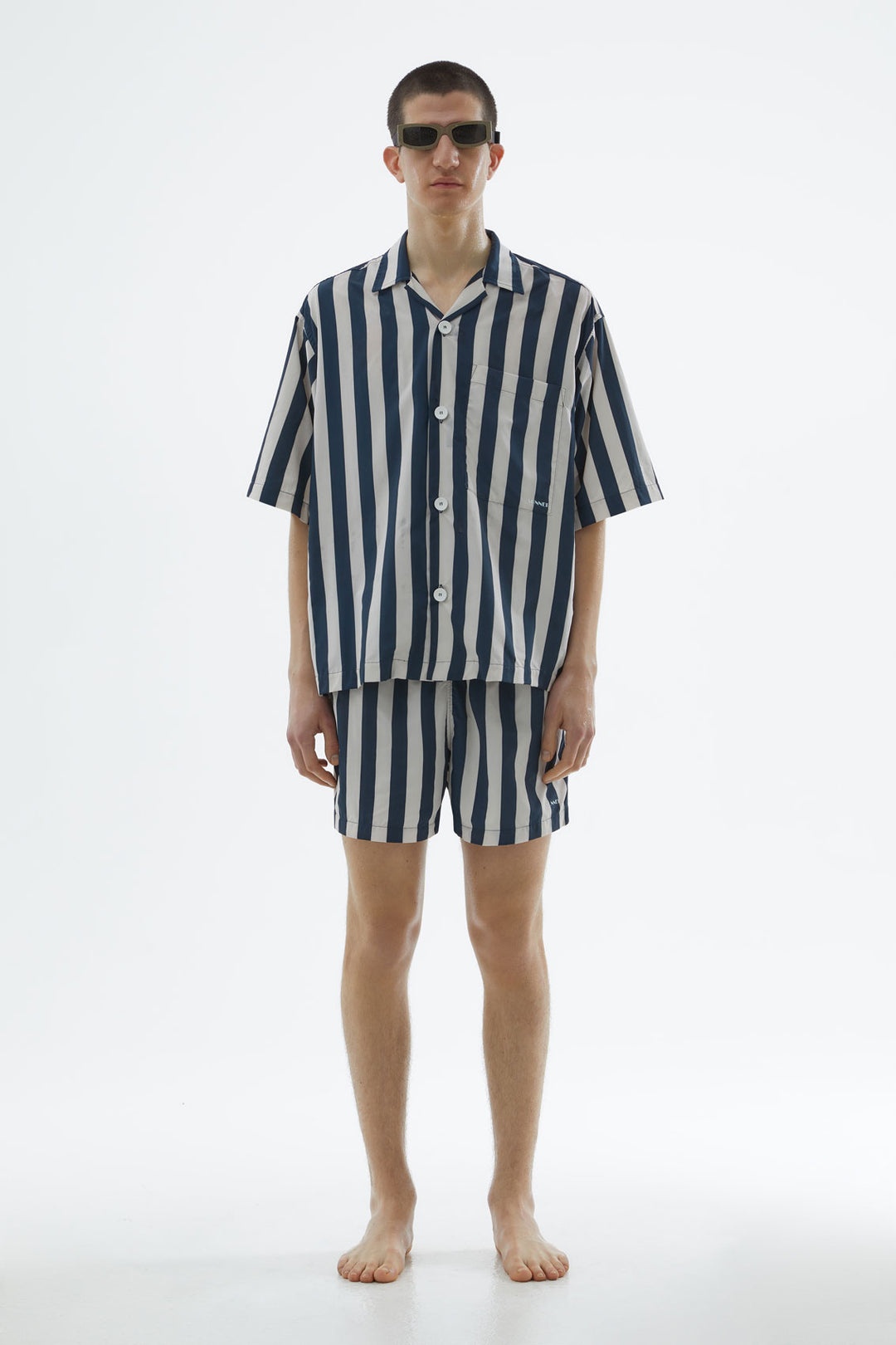 SHORTSLEEVED BLUE & WHITE NYLON SHIRT - 4