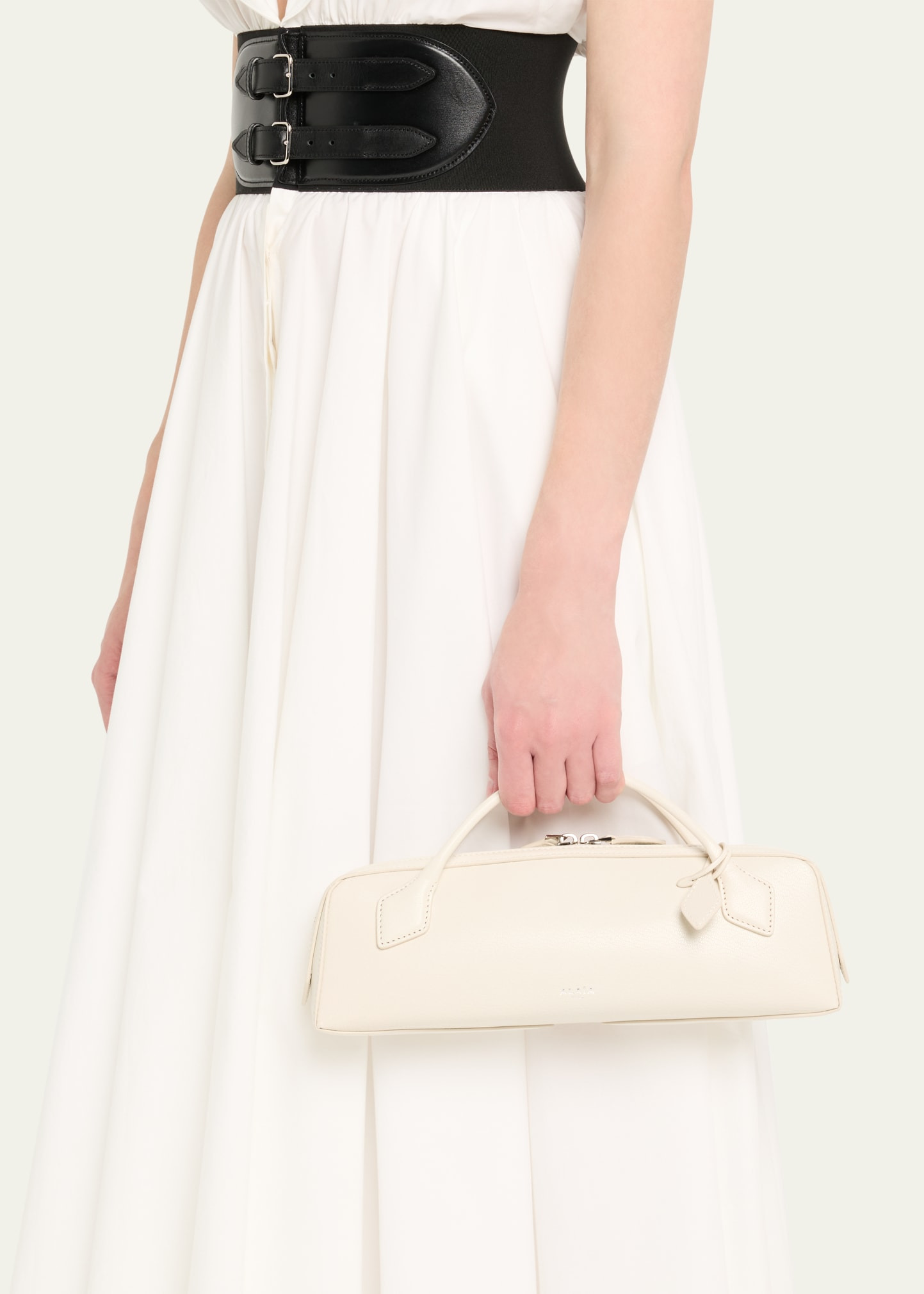 Le Teckel Top-Handle Bag in Grained Leather - 2