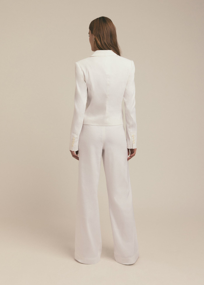 THE SHORT FAVORITE LINEN BLAZER 6