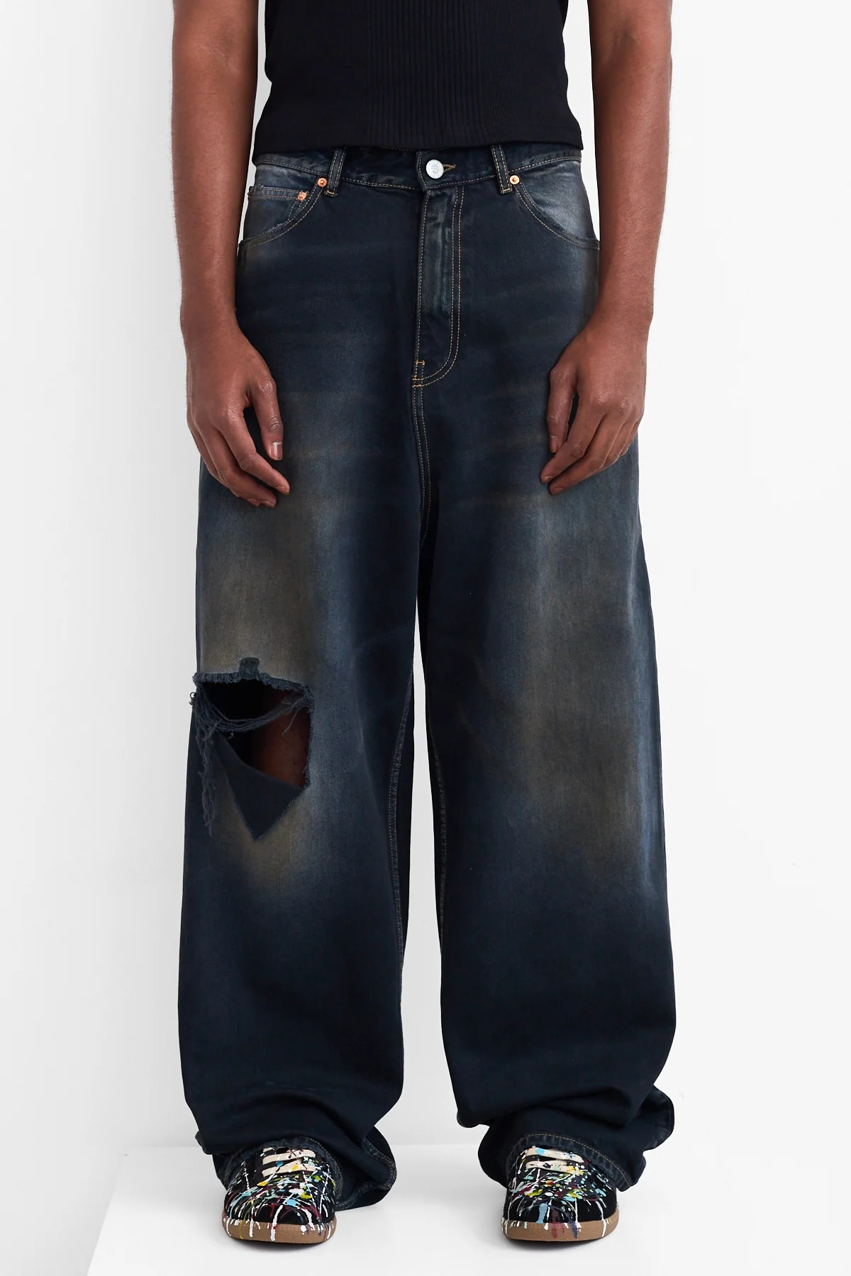 Vetements Distressed Baggy Jeans Blackout - 4
