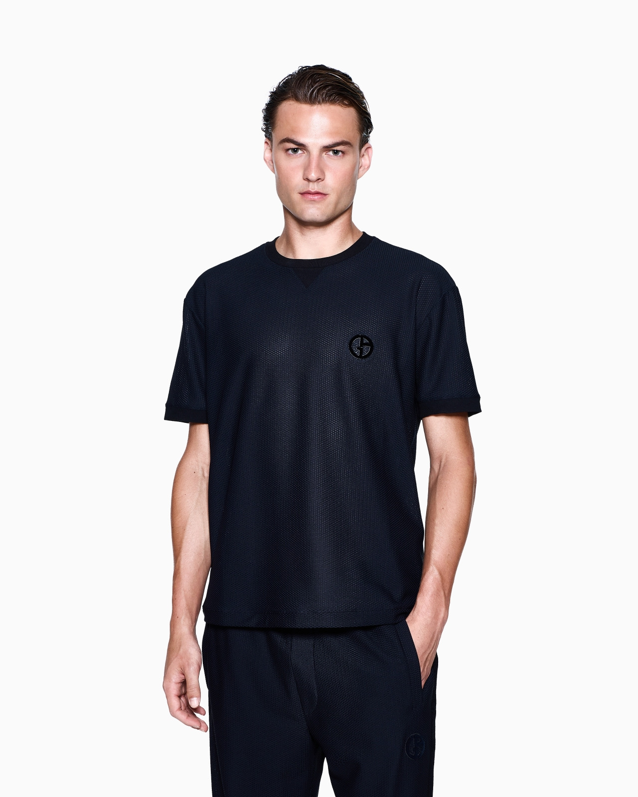 CREW-NECK T-SHIRT IN TECHNICAL WAFFLE FABRIC - 4