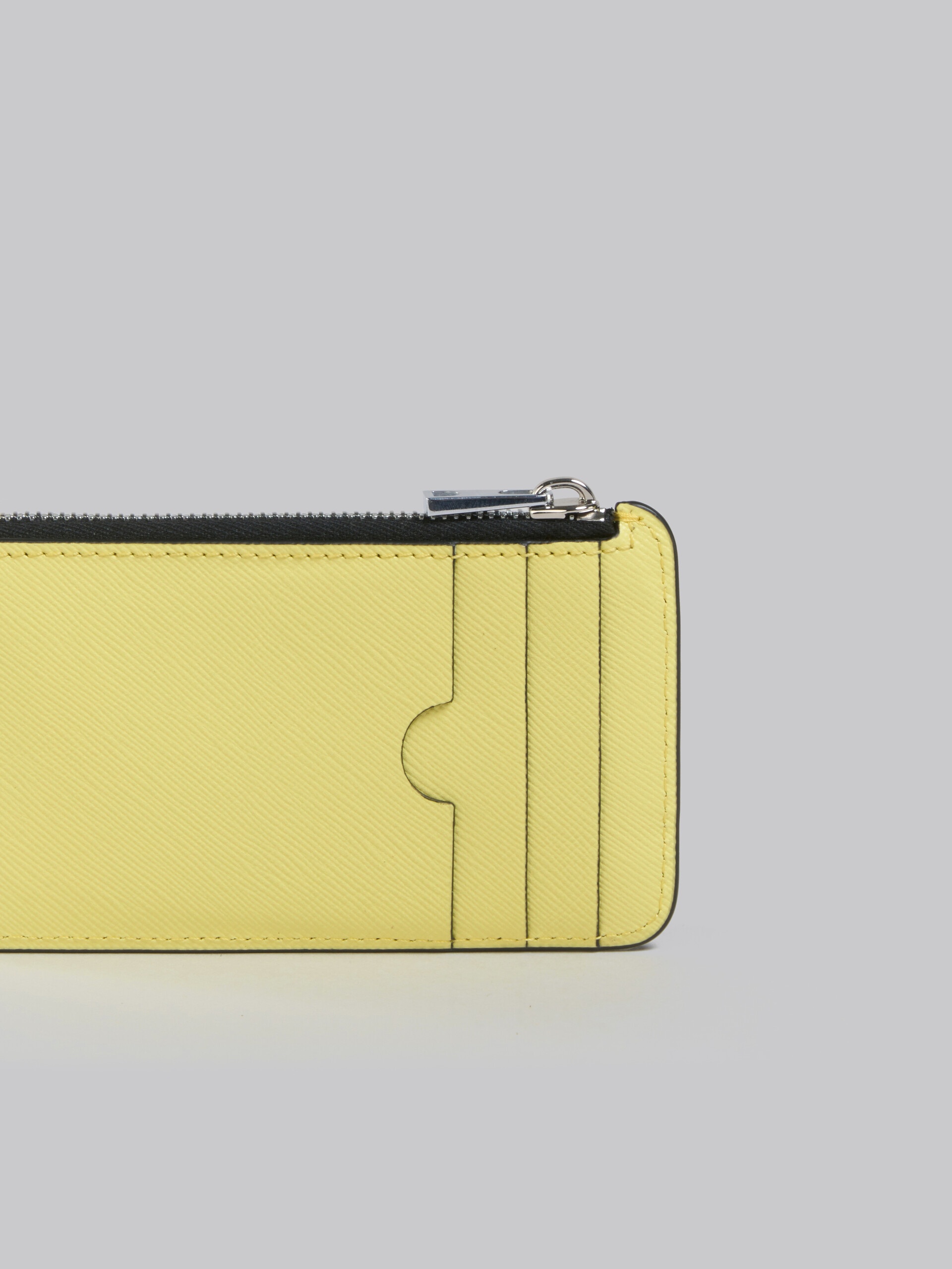 DARK GREY AND CREAM SAFFIANO LEATHER ZIP-AROUND CARD CASE - 4