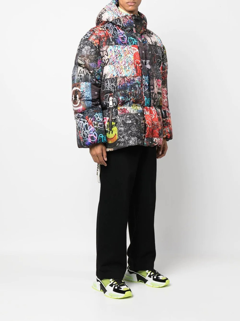 graffiti-print down puffer jacket 3