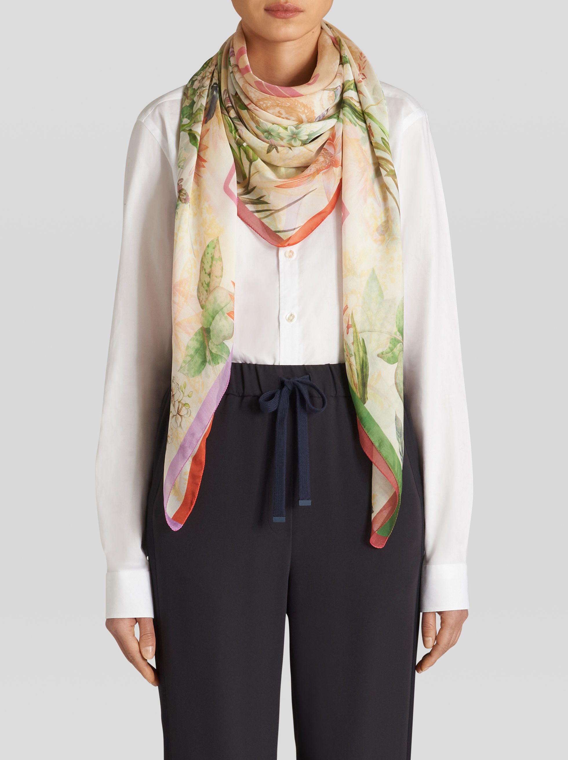 SILK SHAWL WITH FLOWERS, HUMMINGBIRDS AND ETRO LOGO - 2