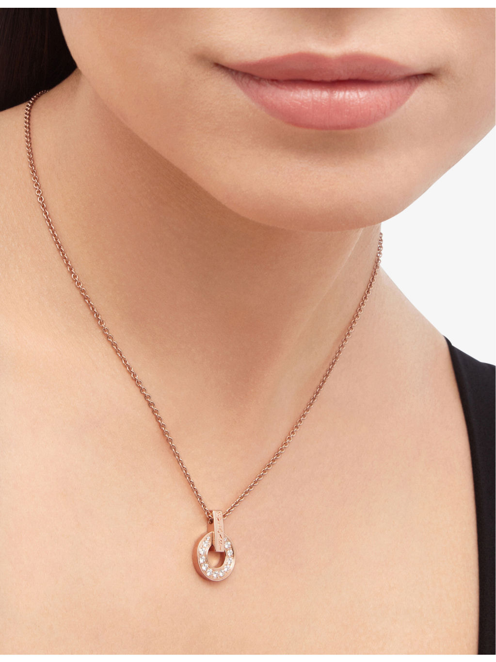 Bvlgari Bvlgari 18ct rose-gold and 0.37ct round brilliant-cut diamond pendant necklace - 7