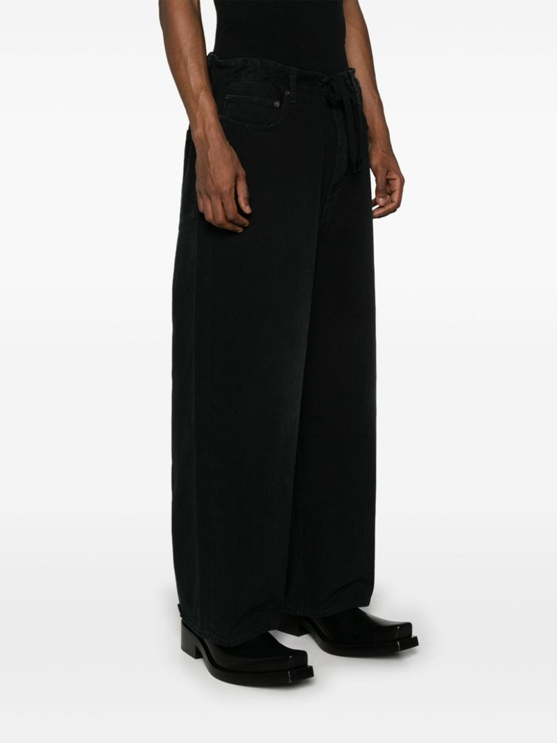 distressed loose jeans 4