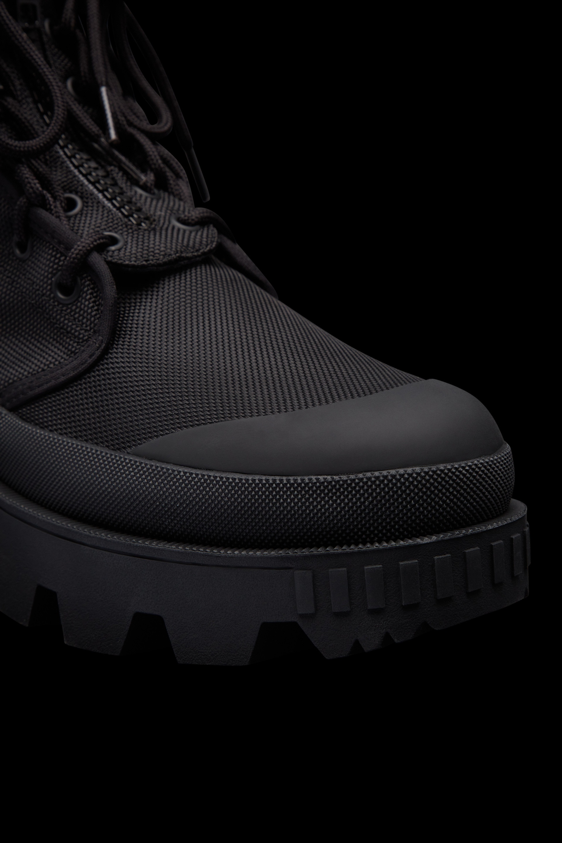 HYKE Desertyx Lace-Up Boots - 5