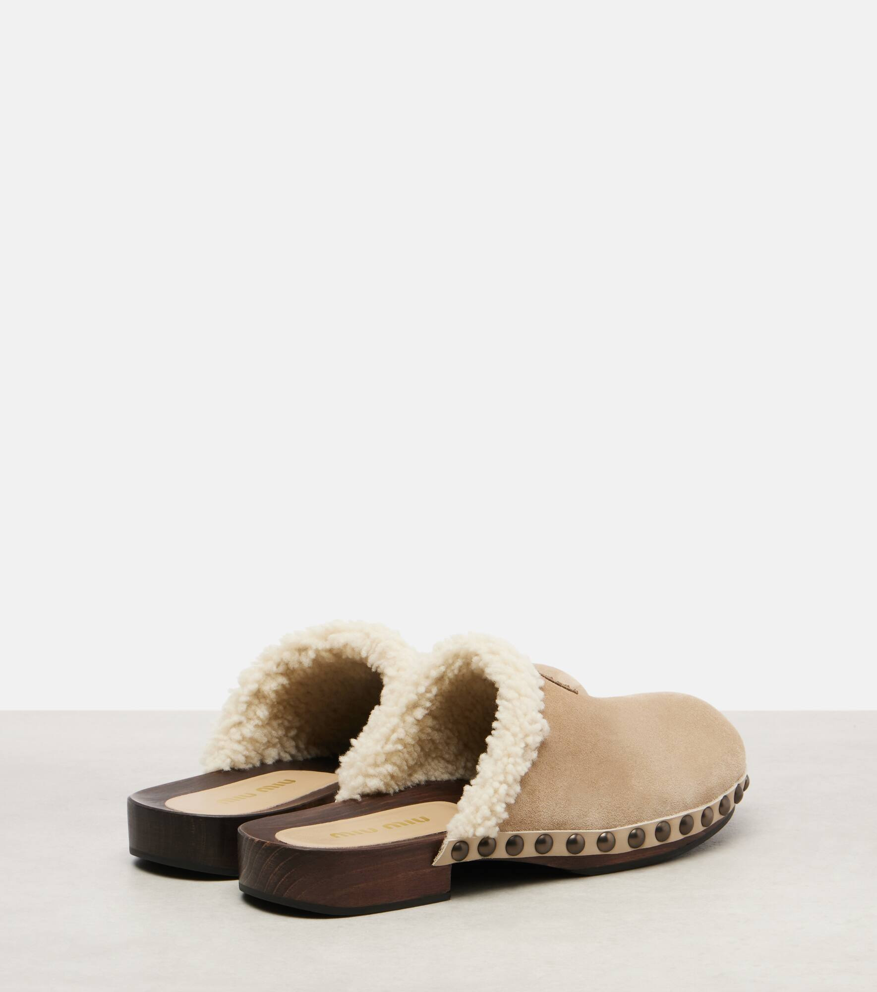 Shearling-trimmed suede clogs - 2