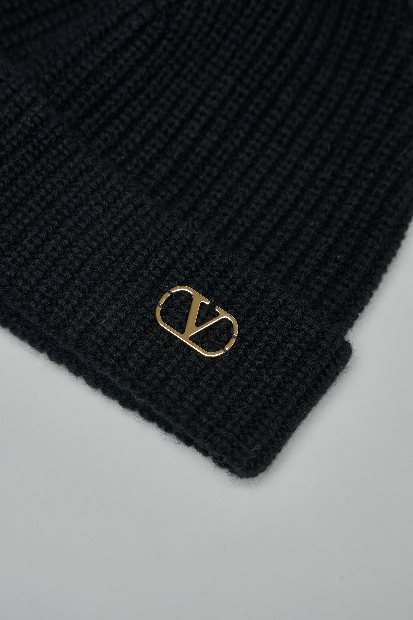 VLogo Signature Knitted Beanie - 4