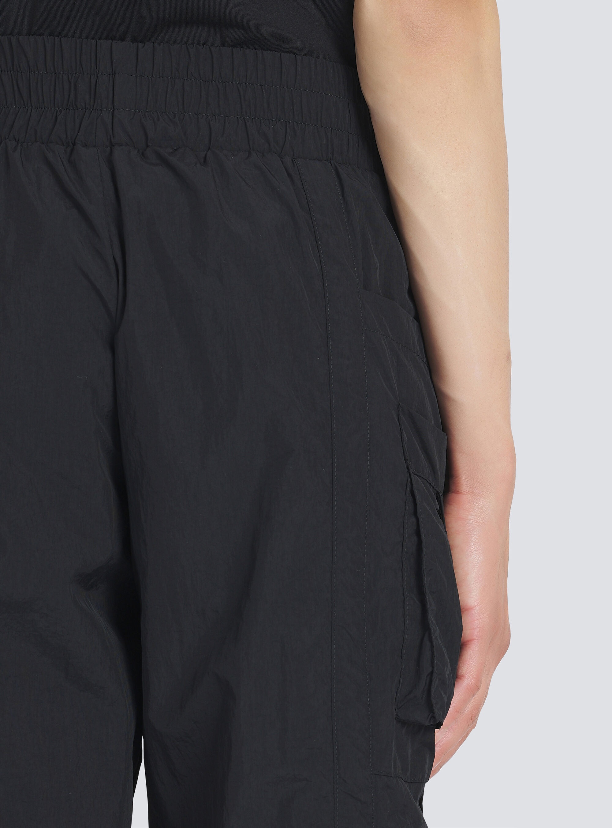Nylon cargo pants - 7