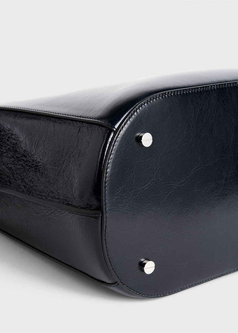 Belted Naplack bucket bag navy 8