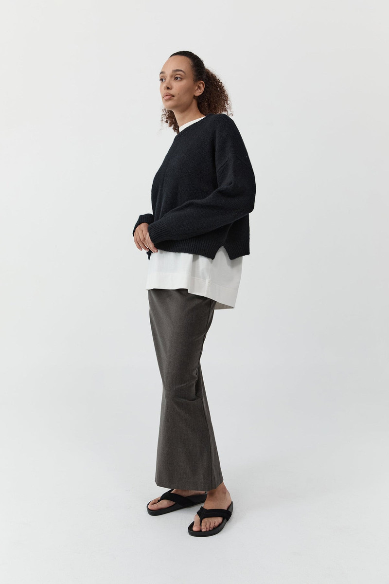 Cropped Sweater - Black 4